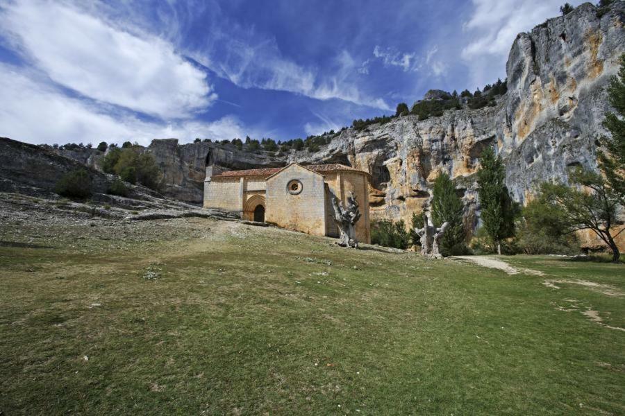 Casa De Pueblo Con Merendero Alquilable Opcionalmente Casarejos Exteriör bild
